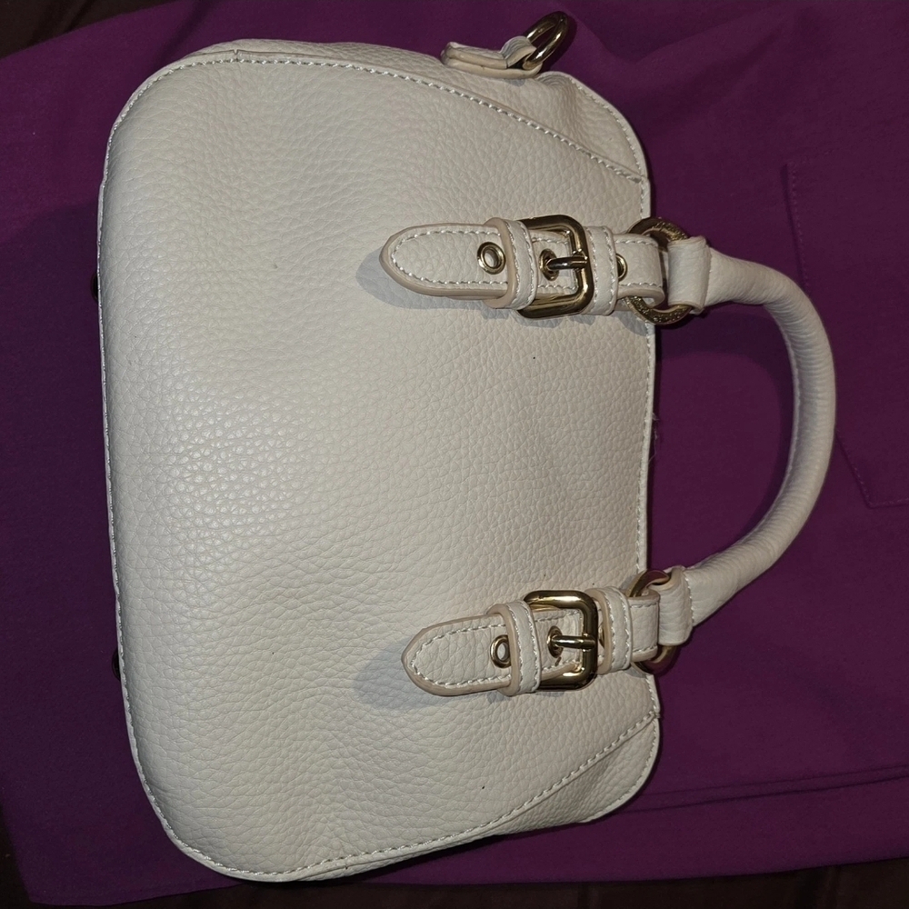 URBAN EXPRESSIONS VEGAN HANDBAG - **MISSING STRAP**
